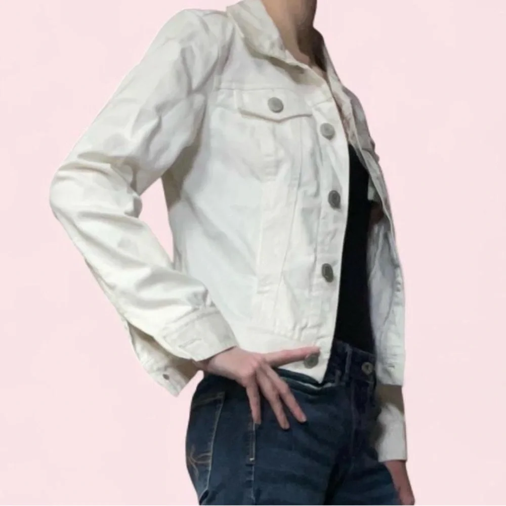 Women's Cream Jacket - Picture 3 of 8